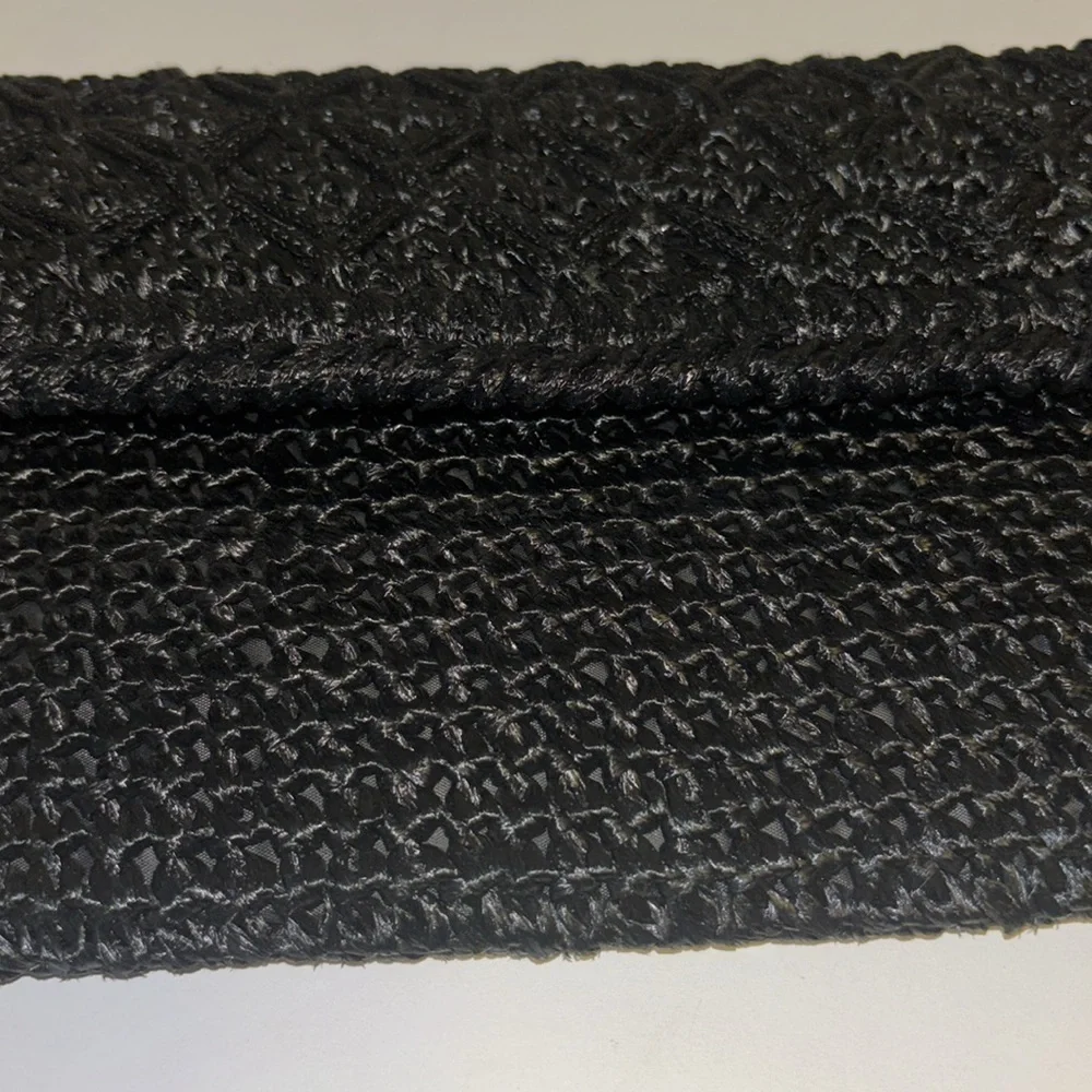 MR JONAS VINTAGE BLACK WOVEN CLUTCH BAG WITH SNAP CLOSURE GREAT CONDITION